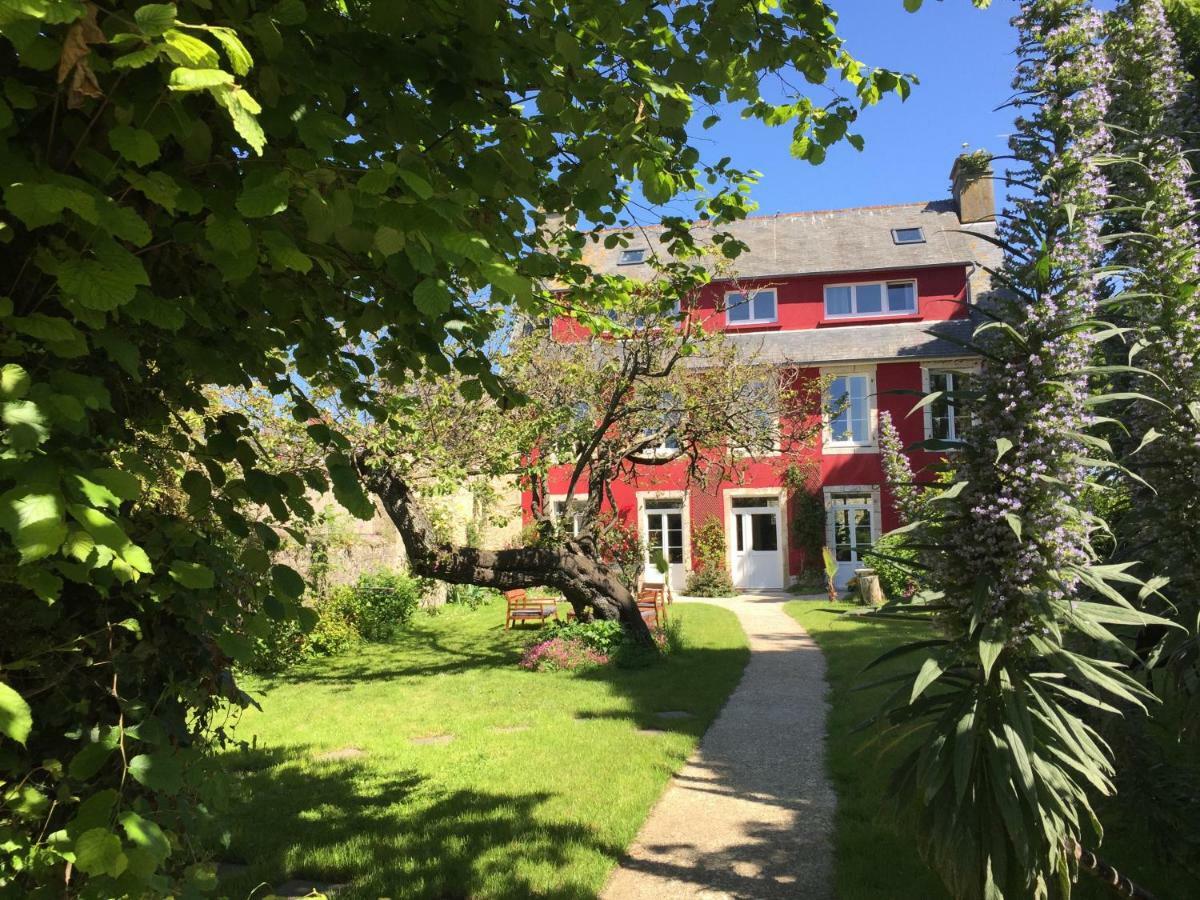 L'Ermitage Bed & Breakfast Сен-Ва-ла-Уг Екстериор снимка