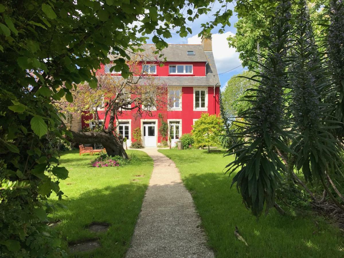 L'Ermitage Bed & Breakfast Сен-Ва-ла-Уг Екстериор снимка